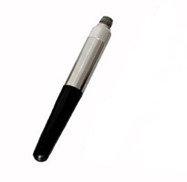 RHS-10壓電水聽(tīng)器顧名思義采用壓電原理，是一種能把水下聲信號(hào)轉(zhuǎn)換為電信號(hào)的換能裝置；陶瓷管在聲壓作用下形變，借助其壓電效應(yīng)，從而產(chǎn)生電信號(hào)輸出這樣的工作原理；頻率范圍較寬，可以用于200 kHz以下的聲空化等高頻測(cè)量，其帶前放型號(hào)為RHSA-10。